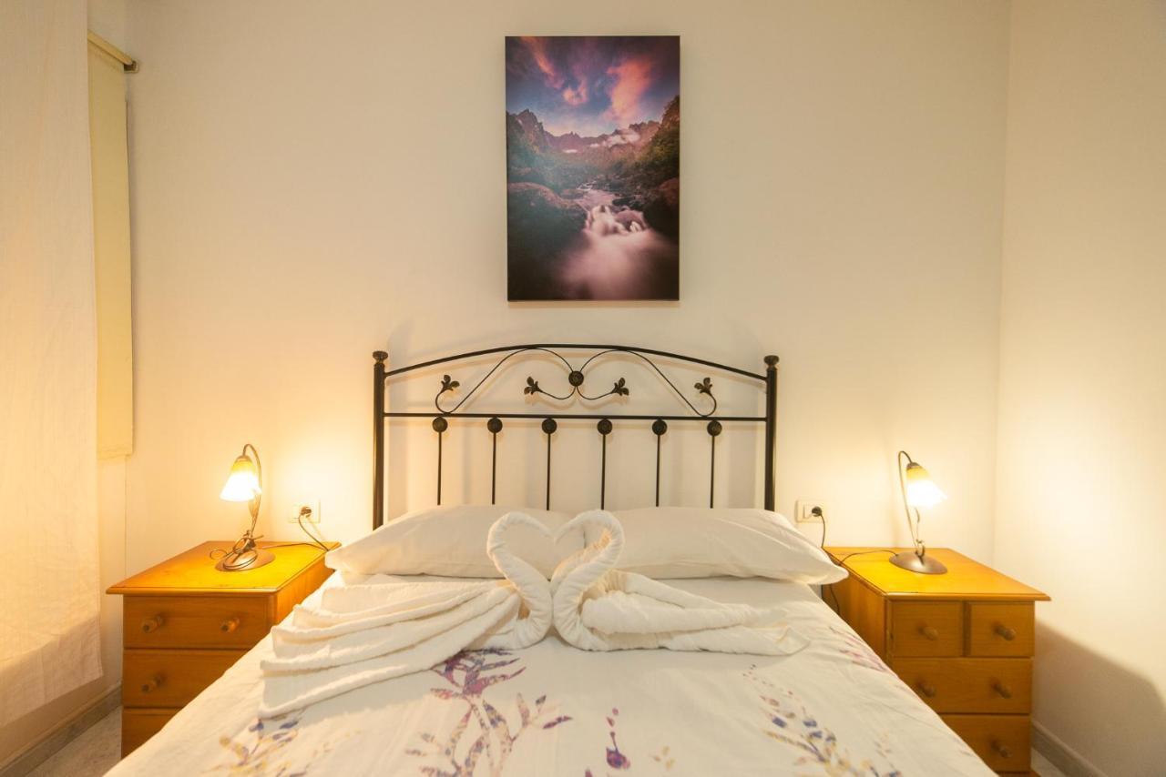 Apartamentos Leomar I Los Llanos De Aridane Esterno foto