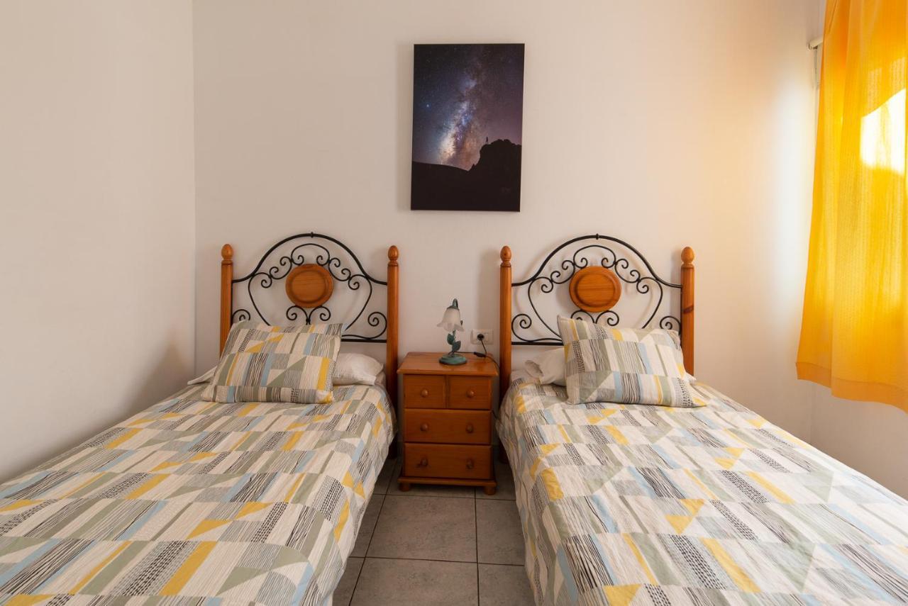 Apartamentos Leomar I Los Llanos De Aridane Esterno foto